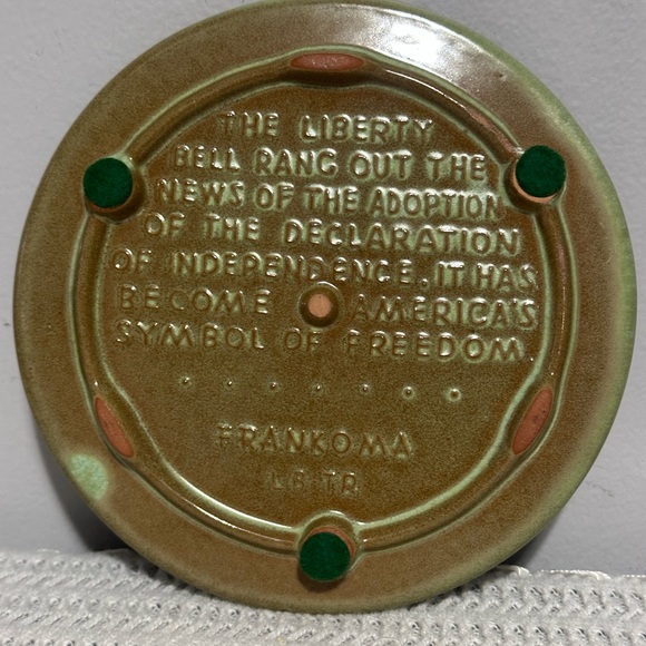 Frankoma liberty bell trivet - Picture 2 of 3